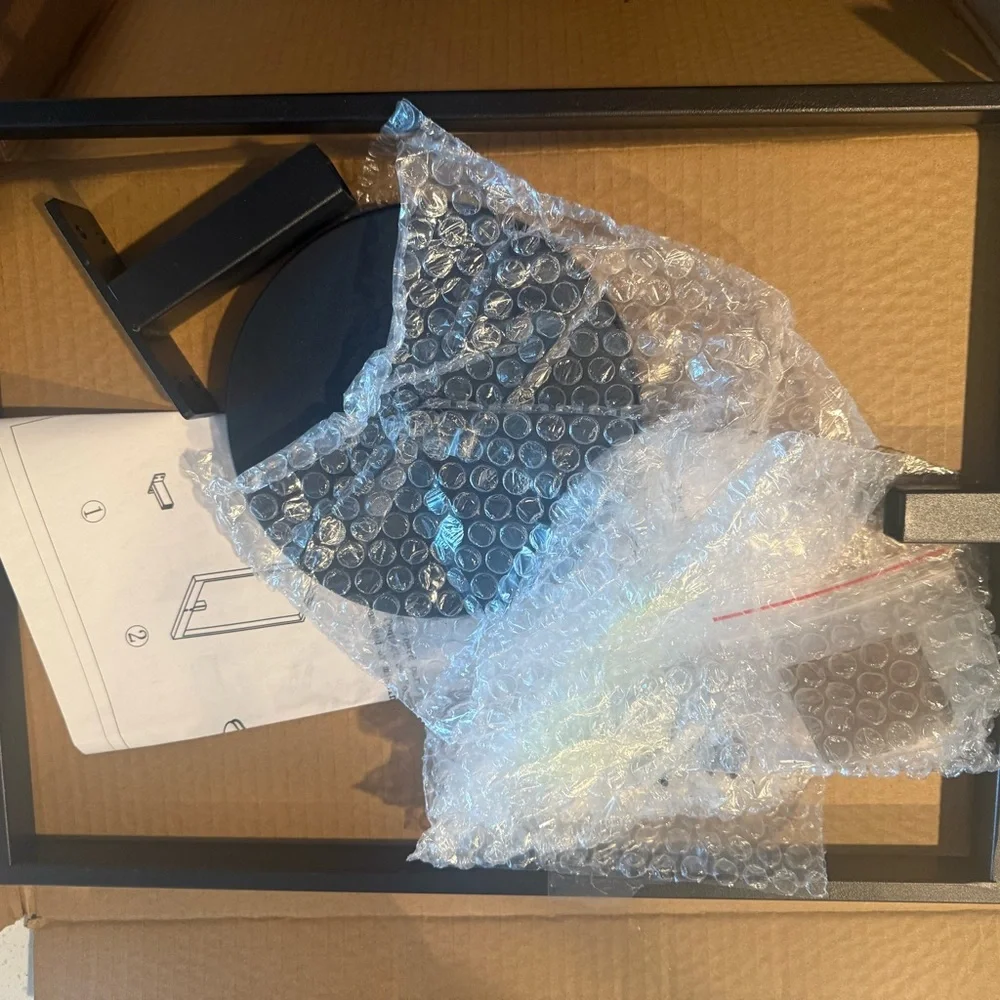 Black Frame Wall Hanger